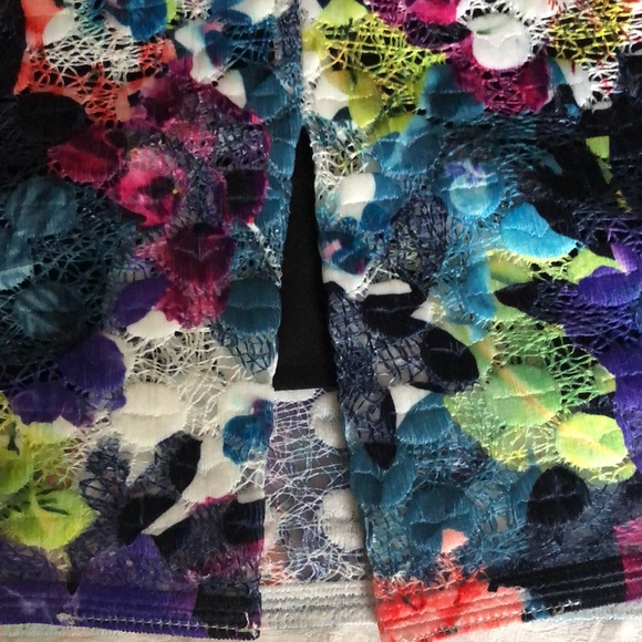 Beautiful skirt!Tahari. - Picture 5 of 8